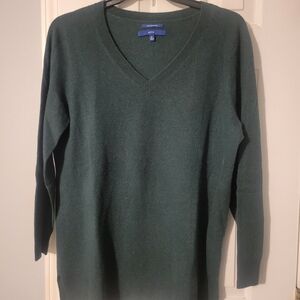 Apt. 9 Deep Green V-Neck Sweater